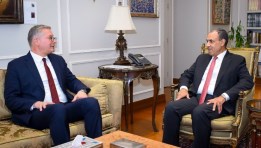 وزير البترول ووزير الخارجية