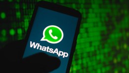 تطبيق واتس آب- تعبيرية