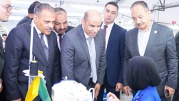 جولة وزير العمل في شركة هاندا إيجيبت 