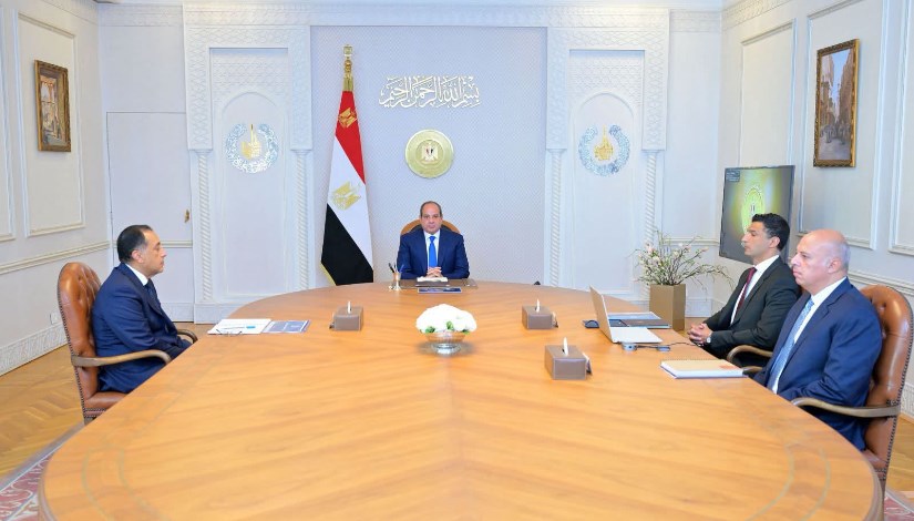الرئيس السيسي خلال الاجتماع اليوم