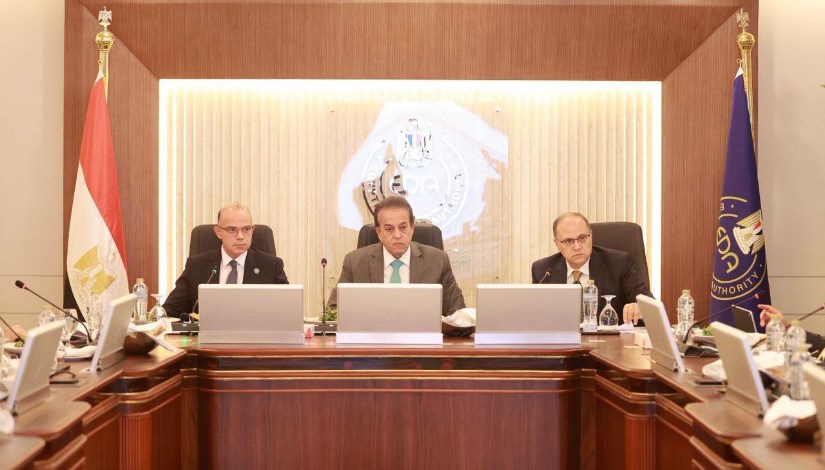 الدكتور خالد عبدالغفار وزير الصحة والسكان