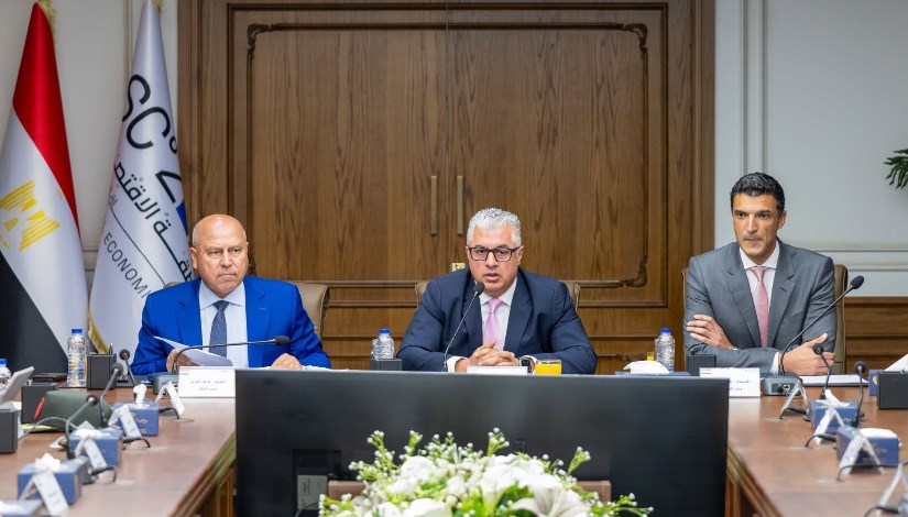اجتماع مجلس إدارة اقتصادية قناة السويس 