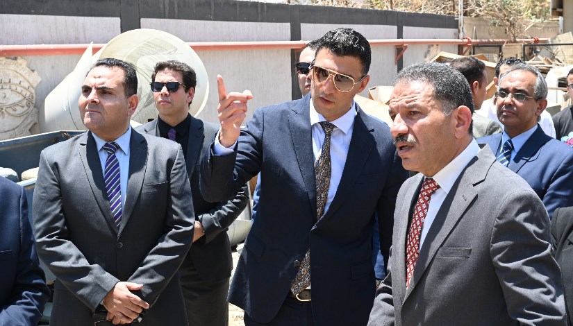 جانب من جولة وزير الصناعة بمصلحة الرقابة الصناعية