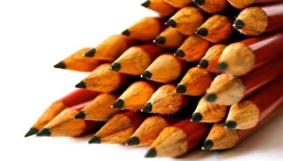 صناعة الأقلام الرصاص