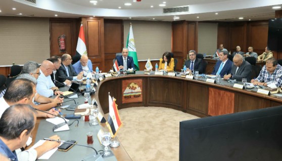 خطوات حاسمة لتقنين أراضي الدولة بالجيزة 