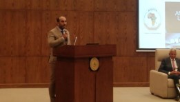 رئيس الوفد العُماني أثناء كلمته بالمنتدى 