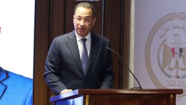 رأفت هندي وزير الاتصالات وتكنولوجيا المعلومات