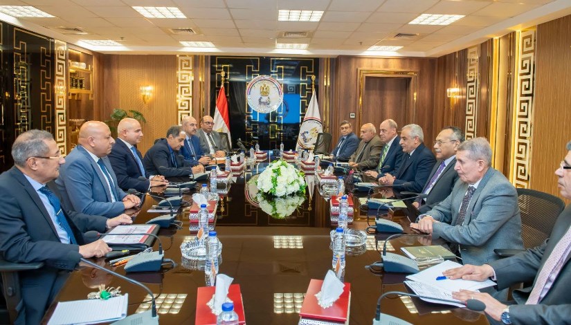الدكتور المهندس صلاح سليمان جمبلاط في استقبال مصطفى شيخون، رئيس الهيئة العامة للمنطقة الاقتصادية لقناة السويس
