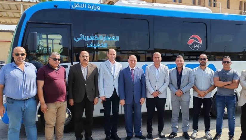 سيارات الميني باص