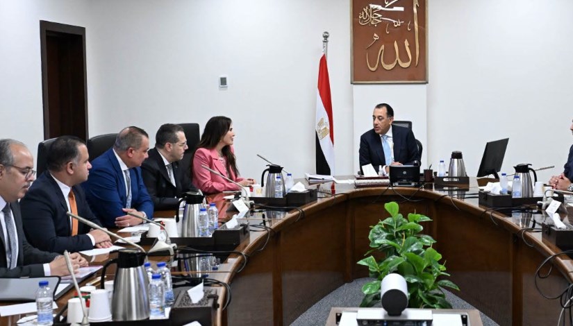 جانب من اجتماع رئيس مجلس الوزراء 
