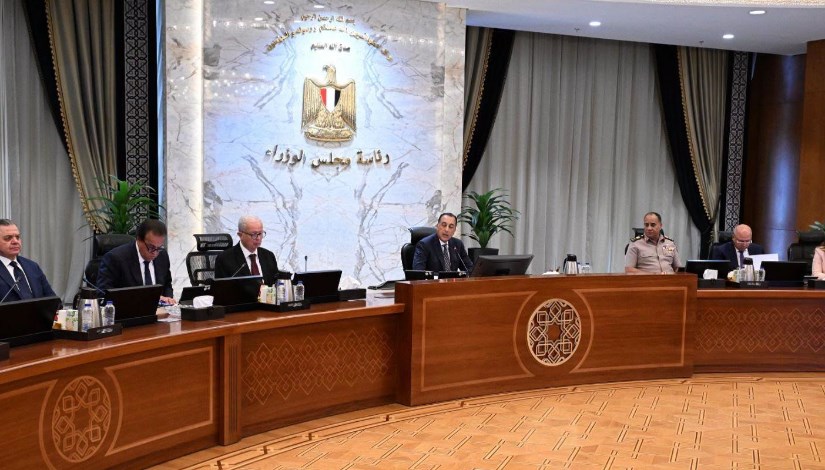جانب من اجتماع رئيس مجلس الوزراء 