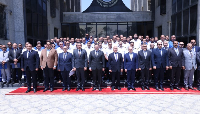 تكريم أبطال ملحمة احتواء حدث سفينة