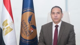 الدكتور إسلام عزام