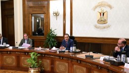 جانب من اجتماع رئيس مجلس الوزراء 