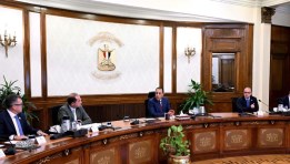الدكتور مصطفى مدبولي رئيس مجلس الوزراء خلال اجتماع 