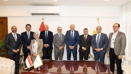   وزير الطيران المدني