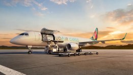 E190F تدخل سوق الشحن الجوي 