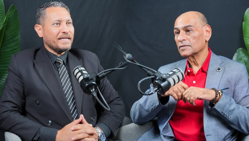 الدكتور محمد عزام خلال بودكاست «توك مش شو»