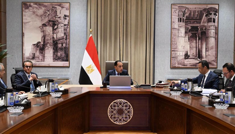 جانب من اجتماع رئيس مجس الوزراء 