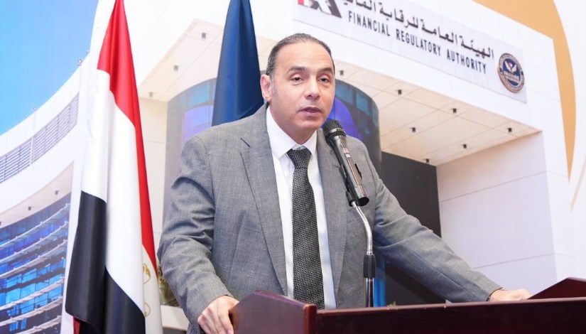 دكتور إسلام عزام- رئيس الهيئة العامة للرقابة المالية