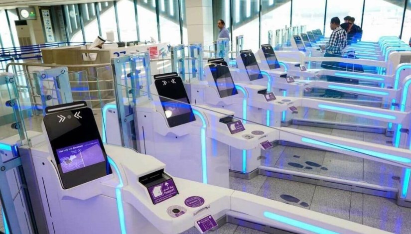 مطار  دبى الدولى خدمة “كليك وسافر – Click & Travel”
